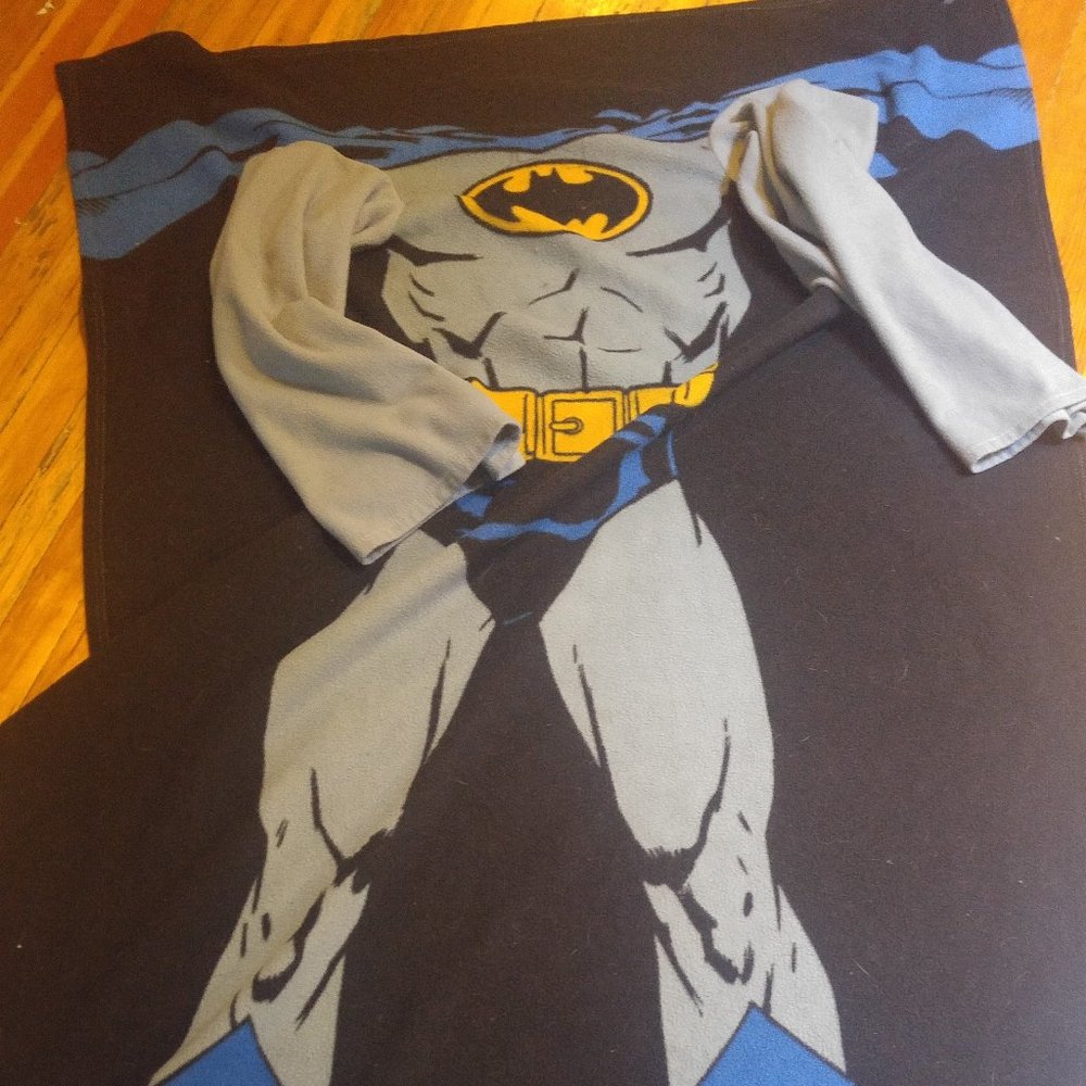 Batman sleeve blanket